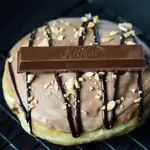 Kit Kat Donut